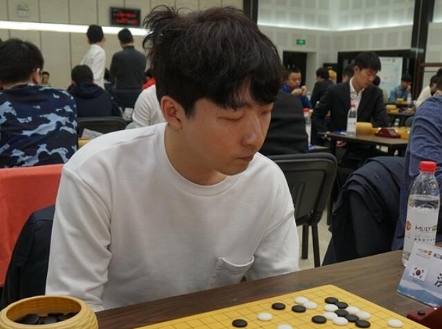 韩国棋手洪性志九段