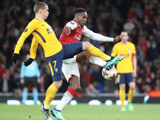 欧联杯:输球!马赛球迷引发骚乱|新闻夜线