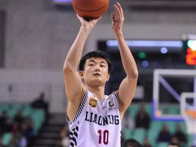 丛明晨