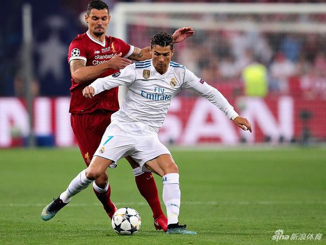 皇马击败利物浦获欧冠三连冠:冠军只有一个!球