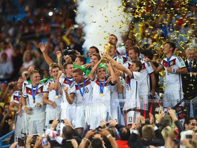 德国队公布23人最终名单 超级边锋萨内落选|五