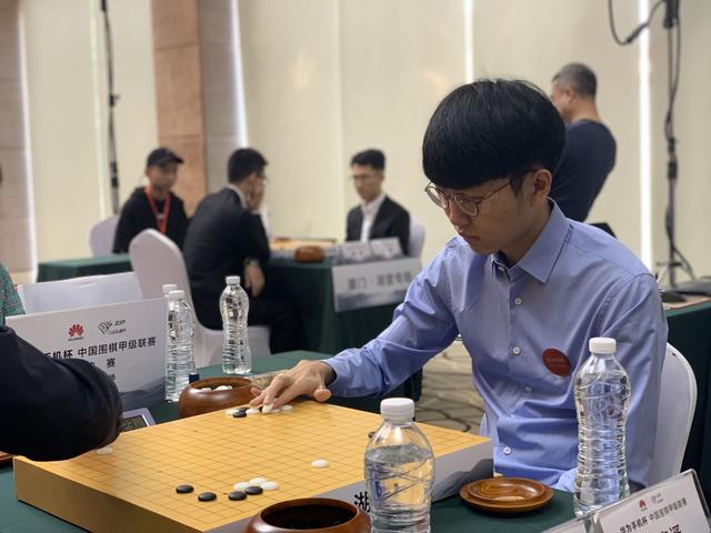 申真谞本赛季胜率达到83%。新京报记者 孙海光 摄
