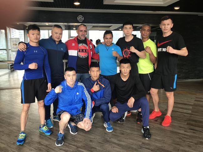 理贡多教练上海授课,3回合训练量让拜山坡都喘。
