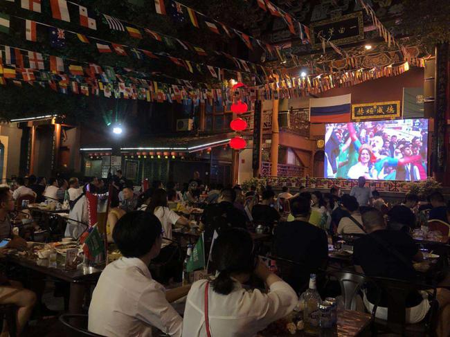 我们如何在冬天看世界杯?