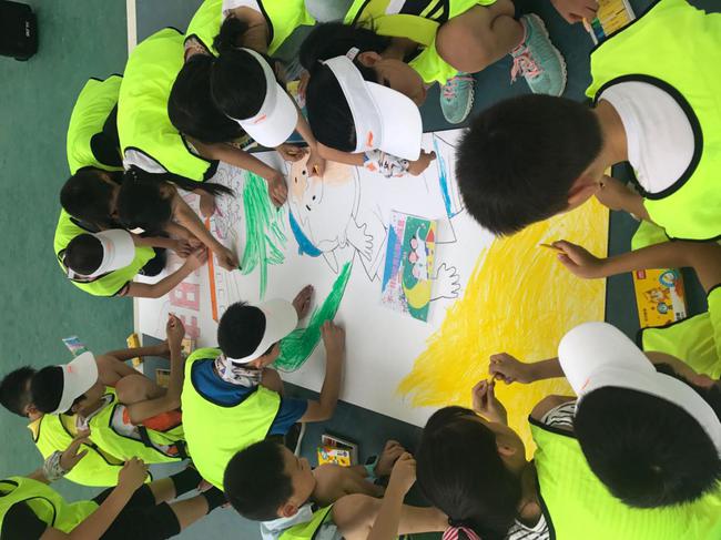 不一样的体育拓展营活动落幕 齐心协力绘美好