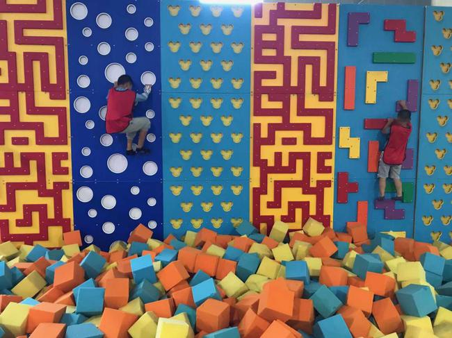 不一样的体育拓展营活动落幕 齐心协力绘美好