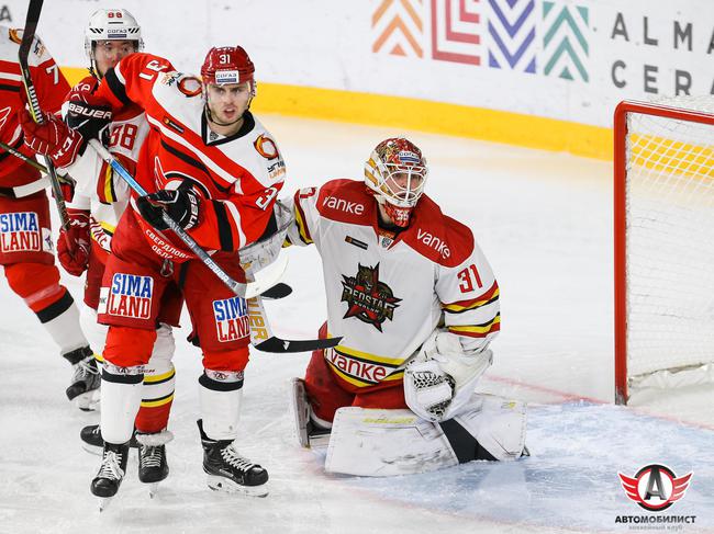 KHL万科龙客场不敌汽车人