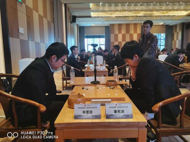 今年围甲的部分棋局开始了“视频记谱”的尝试