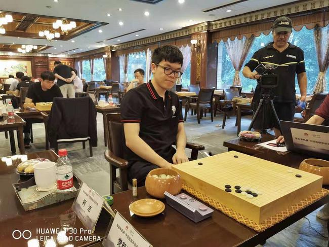 中国围棋7月等级分：柯洁第一 辜梓豪连笑二三