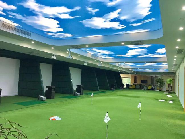 飞乐国际高尔夫学院室内训练中心
