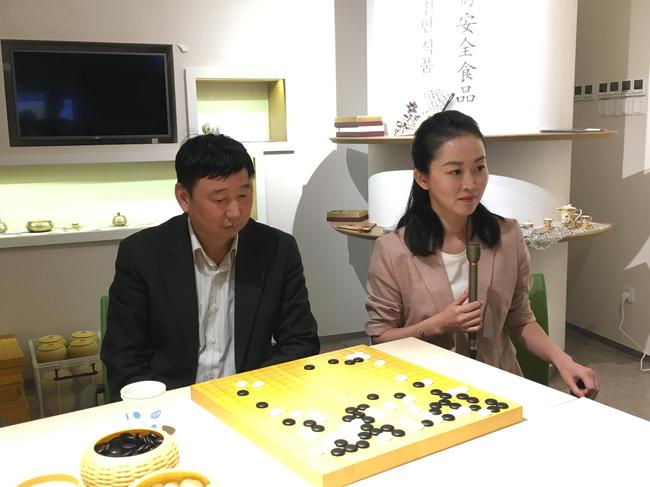 俞斌接受采访