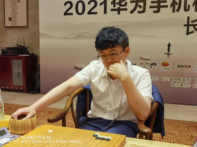 杨鼎新