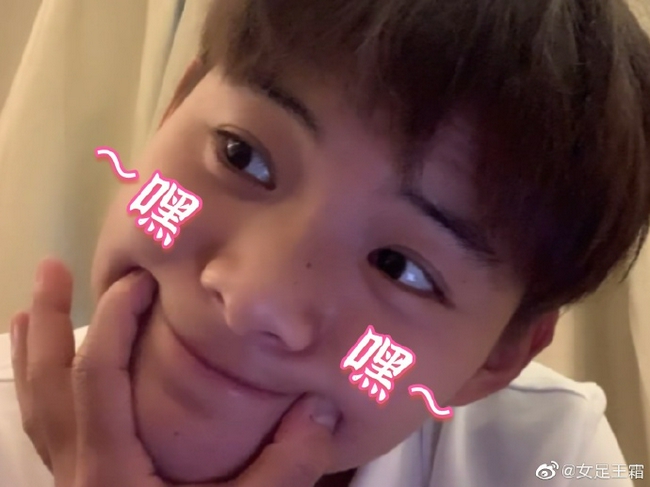 【博狗体育】王霜霜降自拍:冬天要来了!大家注意保暖