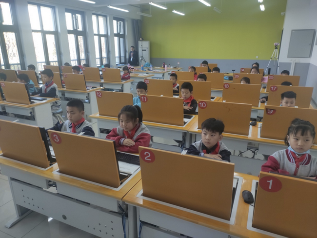 迁安赛场
