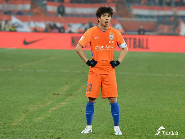 鲁能基地内集结备战联赛 三国脚加U23新星缺席