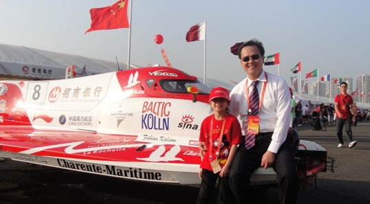 国际摩联F1委员、中国天荣集团董事局主席李浩杰与他的宝贝