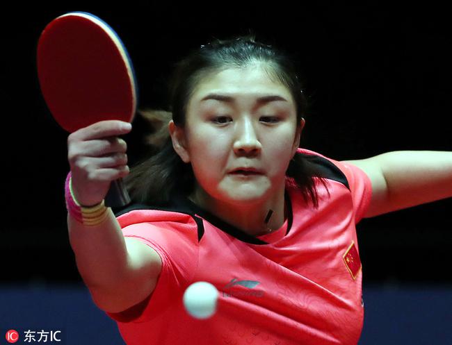 陈梦何卓佳对着吃香蕉 大梦卫冕:要重新拼到第一