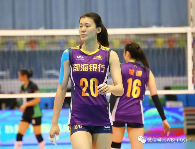 天津女排以3-0(25-21/25-22和25-14)横扫广东女排,以六战全胜的成绩高