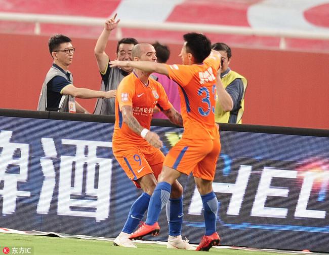 进球gif-塔神定位球精准制导 金敬道甩头破门