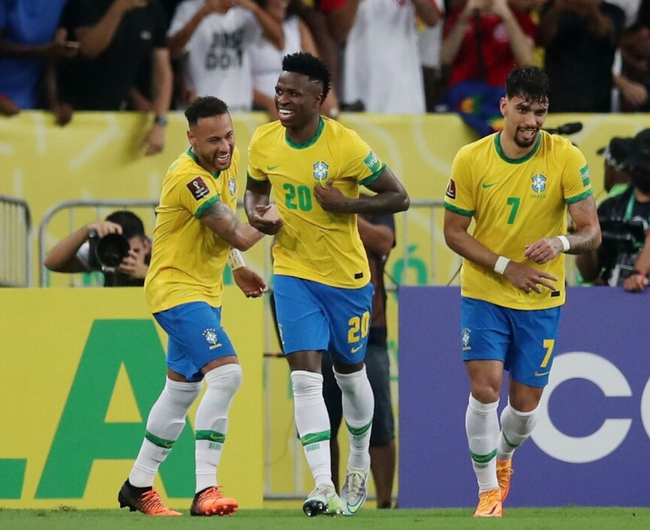 巴西连接革新记录：世初赛主场14连胜  61场不败