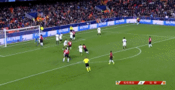 博格巴错失良机