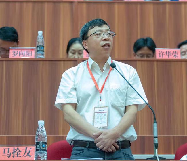 中国足球发展基金会副理事长、秘书长马拴友