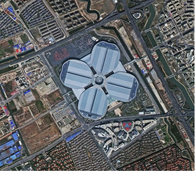 "四叶草"国家会展中心(上海)卫星斧瞰图