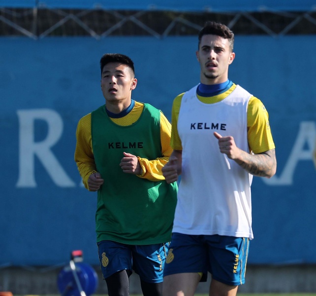 武磊:小时候偶像是大罗 我能踢前场三个位置