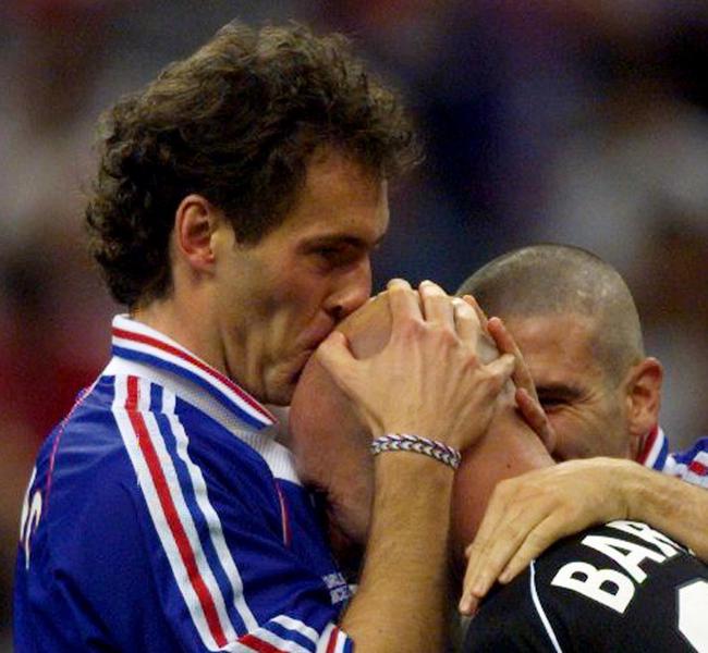 20年前布兰科每场比赛前都要亲吻巴特兹的光头