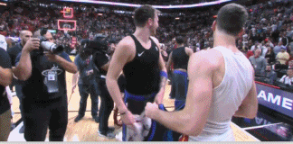 【影片】交換球衣卻出現開心一幕!韋德遭新人搶戲 東契奇和這名老鄉笑嗨了!-黑特籃球-NBA新聞影音圖片分享社區