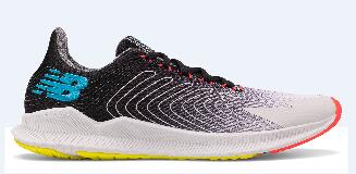 New Balance FuelCell Propel跑鞋