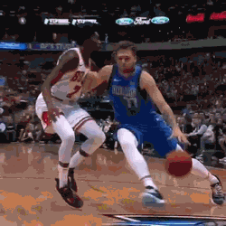 【影片】假傳假投再真傳!Doncic這一串動作儼然就是鬼切附體啊!-黑特籃球-NBA新聞影音圖片分享社區