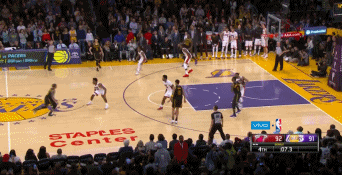 【影片】庫茲馬爆粗口,沃頓怒扯領帶,小Thomas英雄球讓湖人全隊沮喪!-黑特籃球-NBA新聞影音圖片分享社區