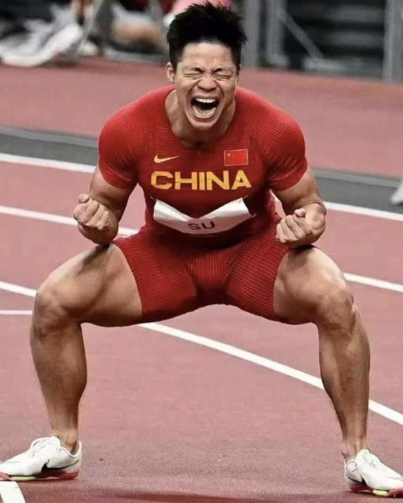 苏炳添感言背后的人种劣势 比博尔特多跑的那7步