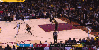 【影片】死神一幕重演?這無解的三分讓詹姆斯柯瑞都心涼了!-黑特籃球-NBA新聞影音圖片分享社區