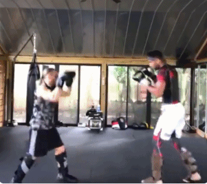 退役生活豐富多彩!Duncan和「海軍上將」一起練習搏擊,這實力真打不過!(影)-黑特籃球-NBA新聞影音圖片分享社區