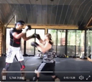 退役生活豐富多彩!Duncan和「海軍上將」一起練習搏擊,這實力真打不過!(影)-黑特籃球-NBA新聞影音圖片分享社區