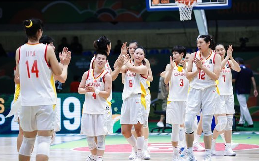 2019年女篮亚洲杯:中国女篮80比52大胜韩国女篮晋级决赛 2019年女篮亚洲杯:中国女篮80比52大胜韩国女篮晋级决赛