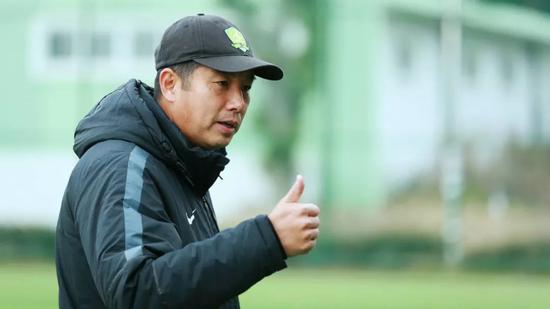 国安U16梯队主教练翟飙