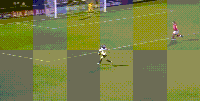 热刺女足主帅盛赞唐佳丽 唐佳丽：这只是开始