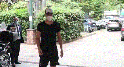 杜阿尔特抵达