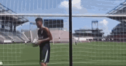 塞瓦略斯这一脚如何