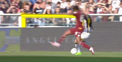 意甲-弗拉霍维奇中柱 尤文图斯0-0闷平都灵