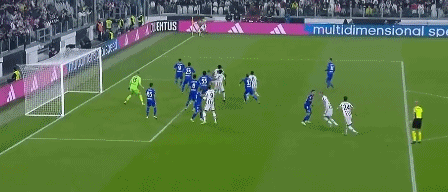 尤文2-0,麦肯尼
