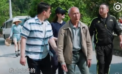 刘国梁上综艺互动黄磊