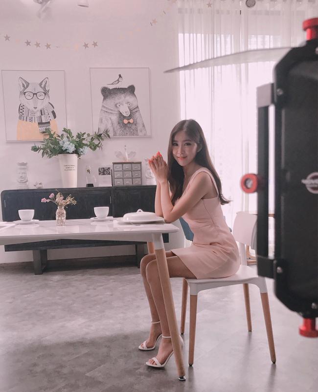 周玲安加盟金鹰卡通真人秀《人偶总动员》第三季