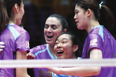 天津女排主场3:1战胜福建女排