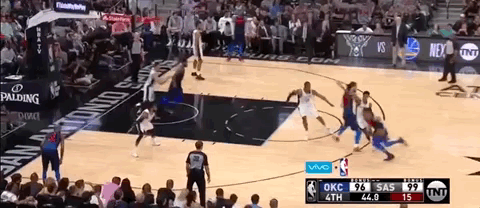 處理不妥!關鍵時刻威少又上頭,馬刺「跪著感謝」他這3球!(影)-黑特籃球-NBA新聞影音圖片分享社區