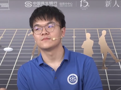 视频-柯洁直播唱歌