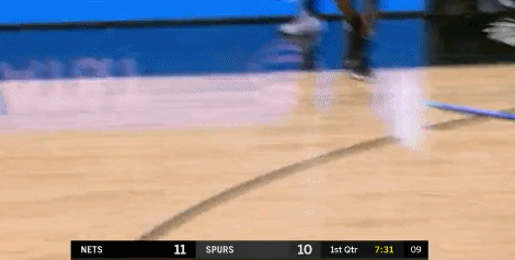 èè ä¹±é£